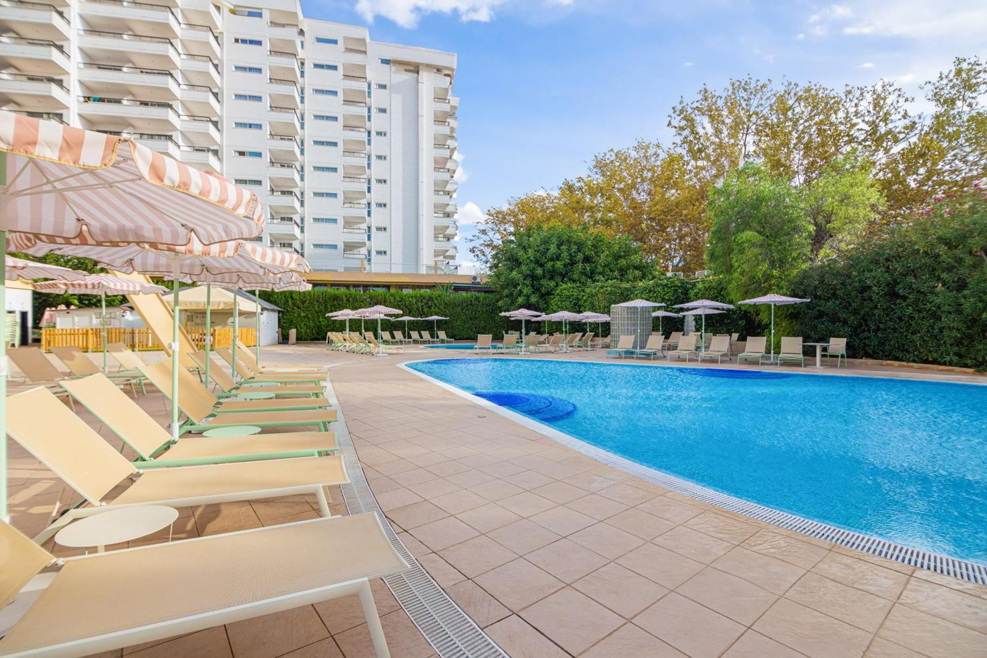 Hotel Sol Guadalupe Magaluf  Exterior foto